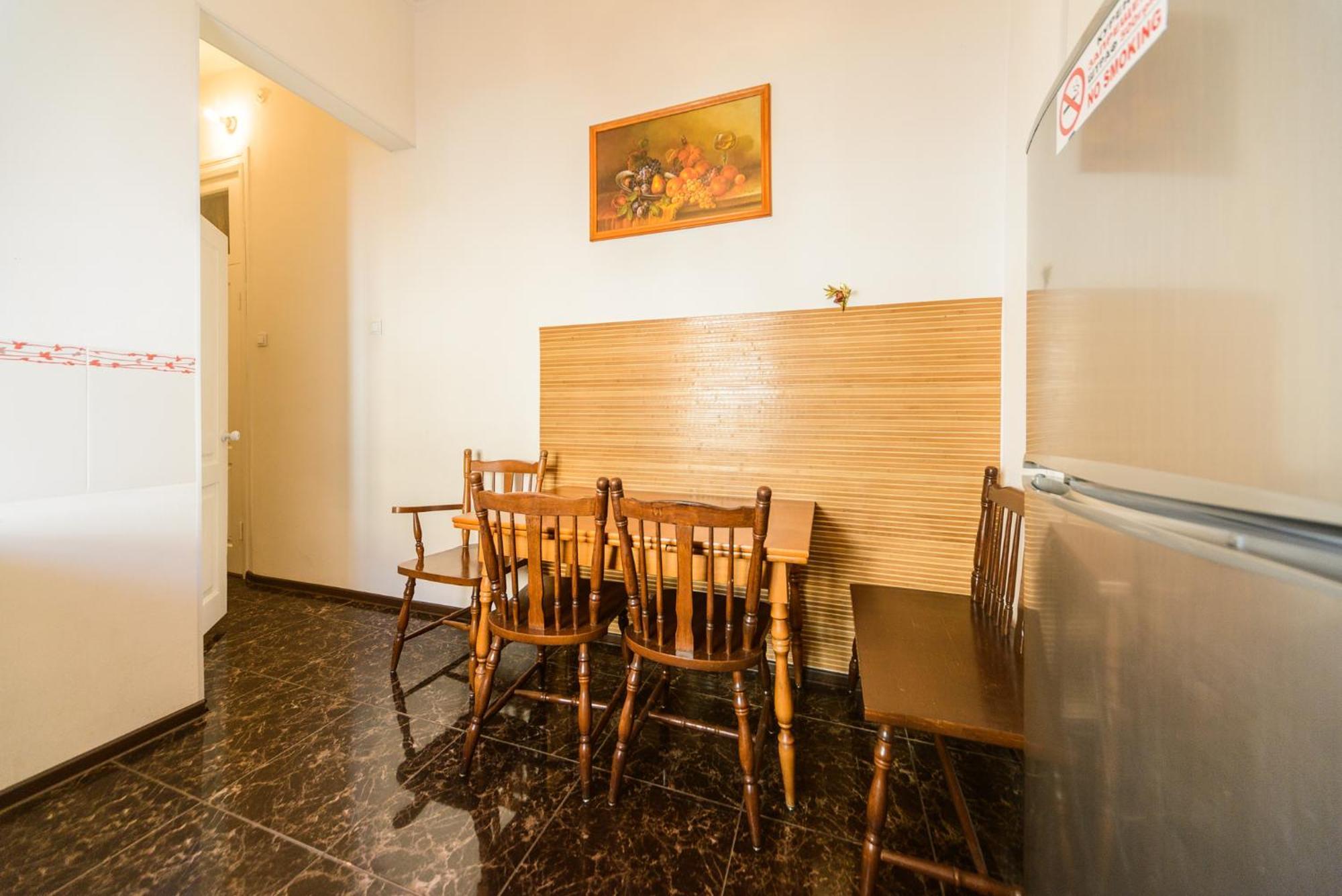 Apartment Near Arena City Kiev Extérieur photo